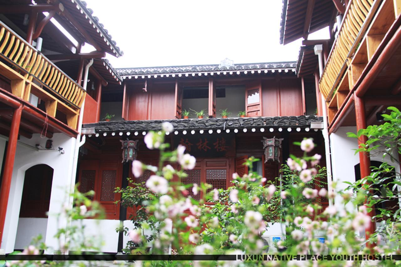 Shaoxing Laotaimen Luxun Native Place Youth Hostel Exteriör bild